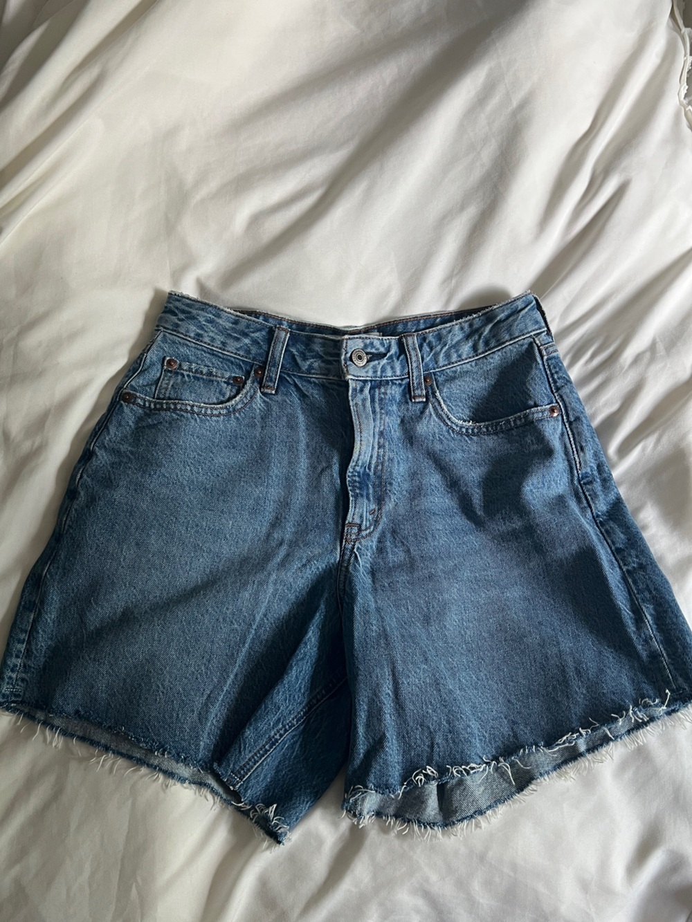 Abercrombie The Loose Short High Rise